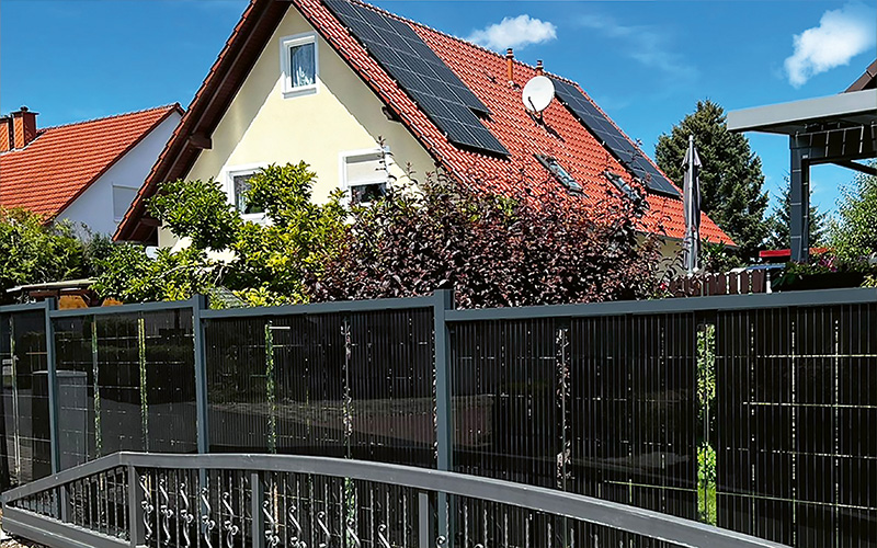 Sichtschutz mit Stromgewinn Sichtschutz mit Stromgewinn